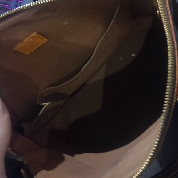 LOUIS VUITTON Monogram Canvas Lockit Vertical - Picture 4 of 4